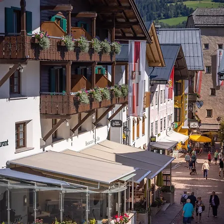 Zum Hirschen Zell Am