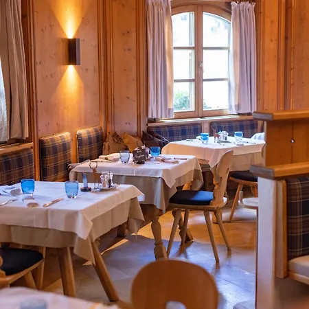 Hotel Zum Hirschen Zell Am