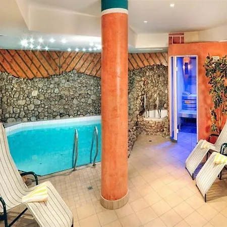 Zum Hirschen Zell Am 4* 滨湖采尔