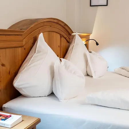 Zum Hirschen Zell Am ホテル 4*