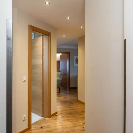 Zum Hirschen Zell Am ホテル ツェル アム ゼー