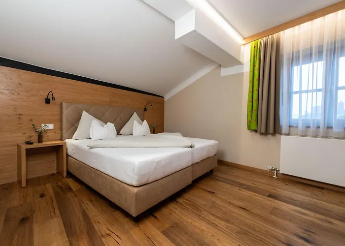 فندق Zum Hirschen Zell Am