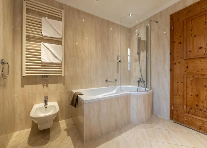 Zum Hirschen Zell Am زيل أم سي