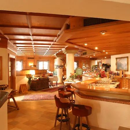 Zum Hirschen Zell Am