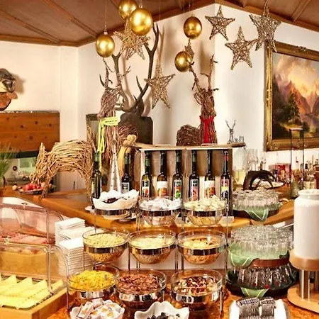 Hotel Zum Hirschen Zell Am 4*