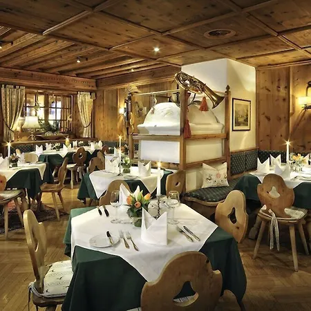 Hotel Zum Hirschen Zell Am