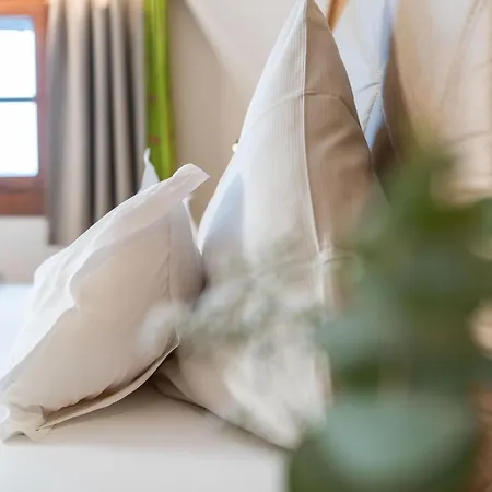 Zum Hirschen Zell Am 4*